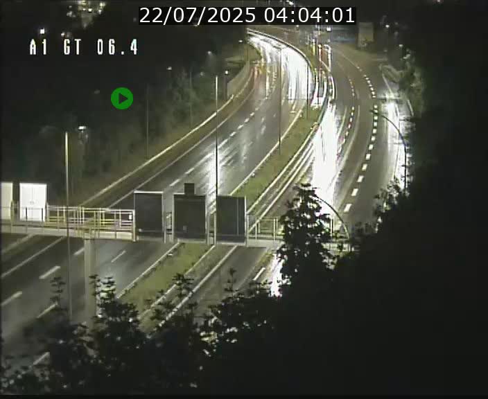<h2>Traffic live webcam Luxembourg Hamm - A1 direction Sandweiler - BK 6.4</h2>