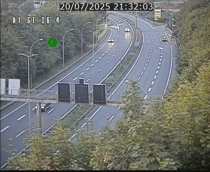 <h2>Traffic live webcam Luxembourg Hamm - A1 direction Sandweiler - BK 6.4</h2>