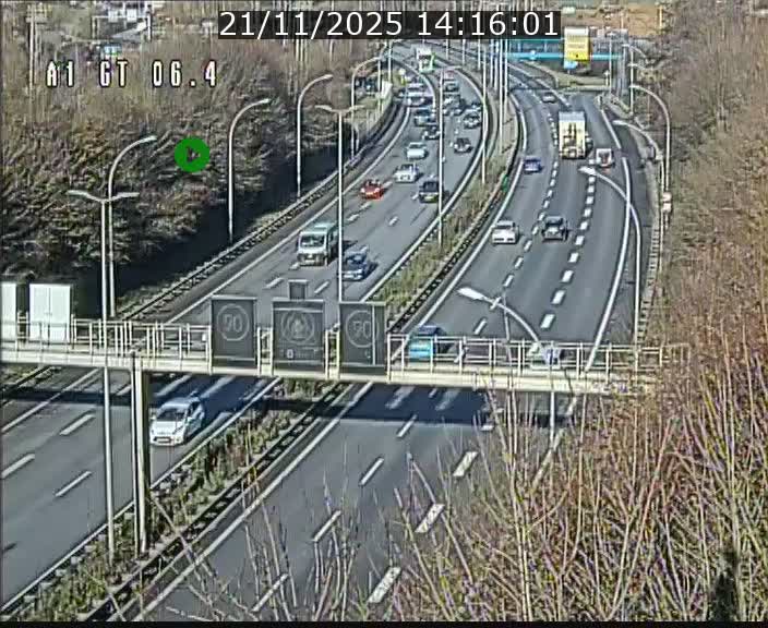 <h2>Traffic live webcam Luxembourg Hamm - A1 direction Sandweiler - BK 6.4</h2>