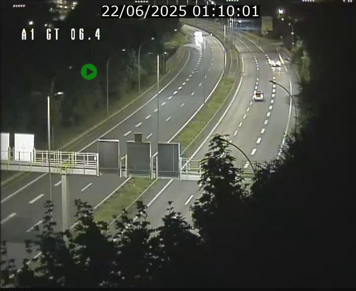 <h2>Traffic live webcam Luxembourg Hamm - A1 direction Sandweiler - BK 6.4</h2>