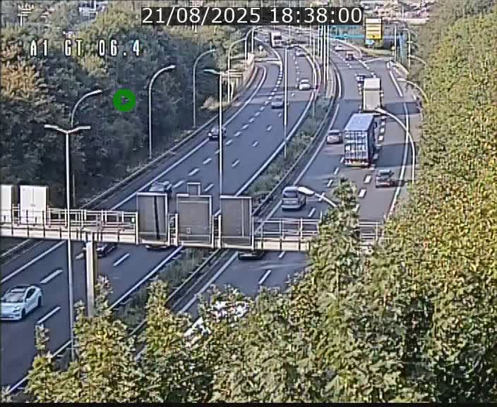 <h2>Traffic live webcam Luxembourg Hamm - A1 direction Sandweiler - BK 6.4</h2>