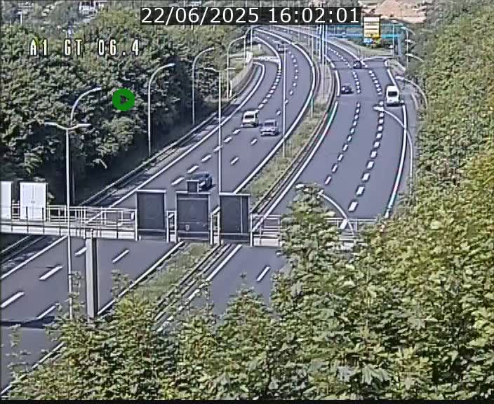 <h2>Traffic live webcam Luxembourg Hamm - A1 direction Sandweiler - BK 6.4</h2>