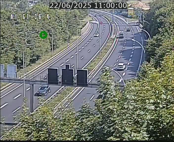 <h2>Traffic live webcam Luxembourg Hamm - A1 direction Sandweiler - BK 6.4</h2>