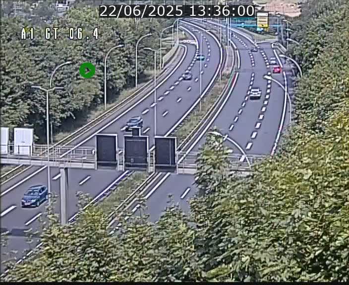 <h2>Traffic live webcam Luxembourg Hamm - A1 direction Sandweiler - BK 6.4</h2>