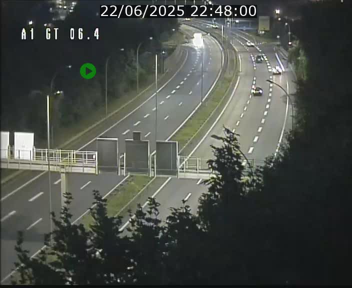 <h2>Traffic live webcam Luxembourg Hamm - A1 direction Sandweiler - BK 6.4</h2>