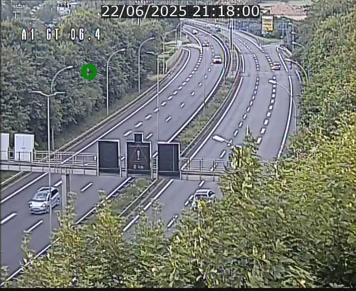 <h2>Traffic live webcam Luxembourg Hamm - A1 direction Sandweiler - BK 6.4</h2>