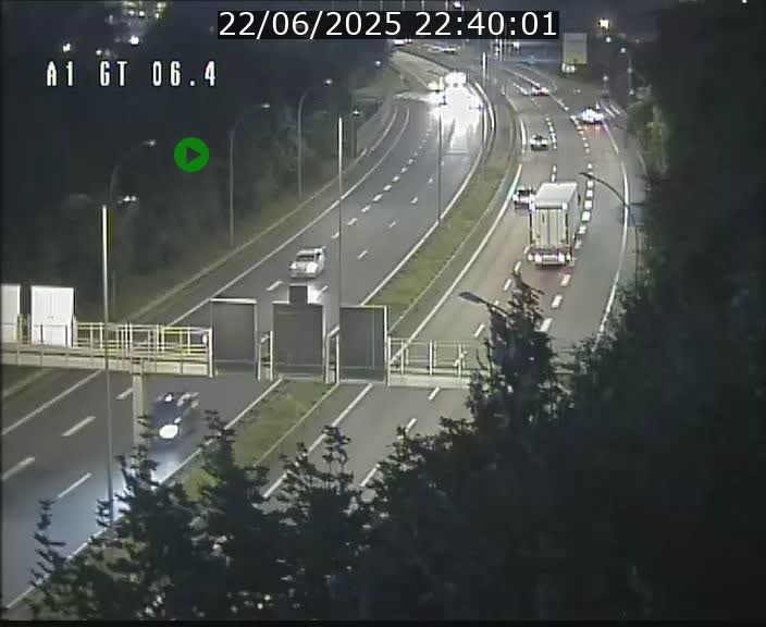 <h2>Traffic live webcam Luxembourg Hamm - A1 direction Sandweiler - BK 6.4</h2>