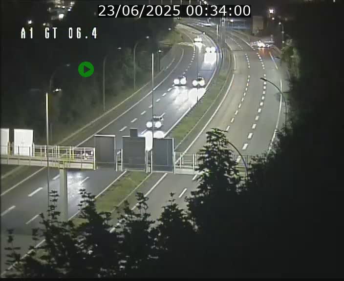 <h2>Traffic live webcam Luxembourg Hamm - A1 direction Sandweiler - BK 6.4</h2>