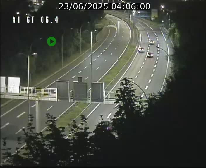 <h2>Traffic live webcam Luxembourg Hamm - A1 direction Sandweiler - BK 6.4</h2>