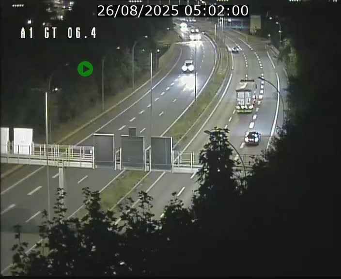 <h2>Traffic live webcam Luxembourg Hamm - A1 direction Sandweiler - BK 6.4</h2>