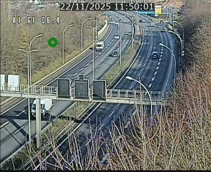 <h2>Traffic live webcam Luxembourg Hamm - A1 direction Sandweiler - BK 6.4</h2>