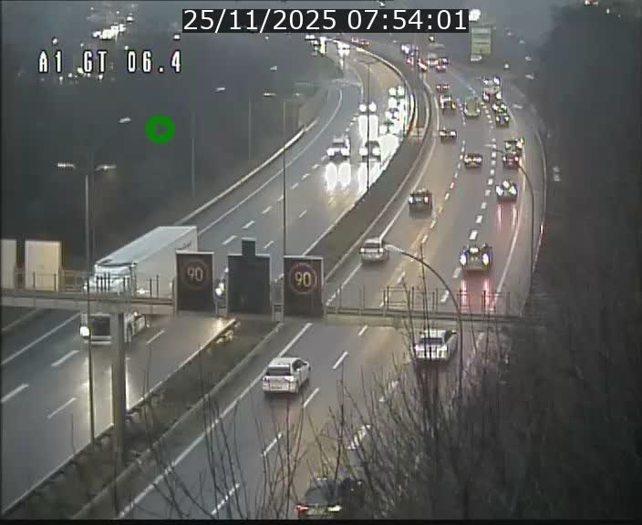 <h2>Traffic live webcam Luxembourg Hamm - A1 direction Sandweiler - BK 6.4</h2>
