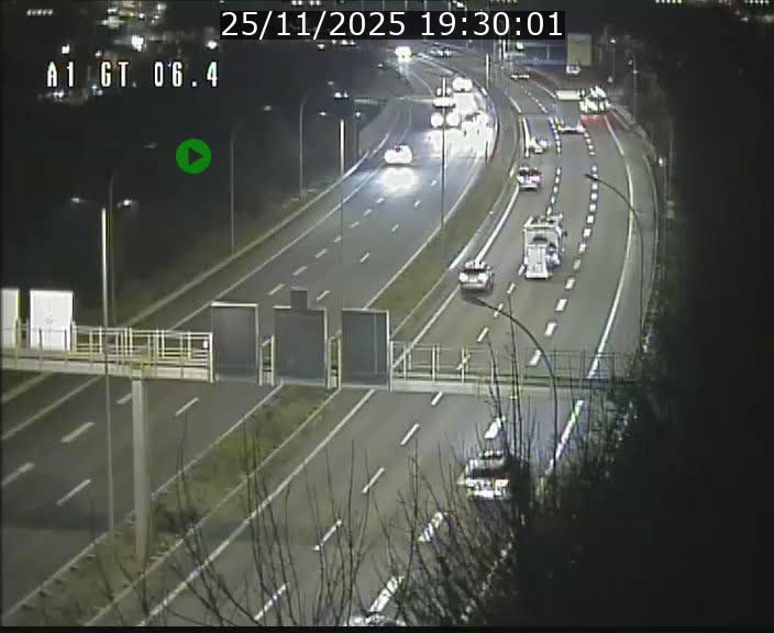 <h2>Traffic live webcam Luxembourg Hamm - A1 direction Sandweiler - BK 6.4</h2>