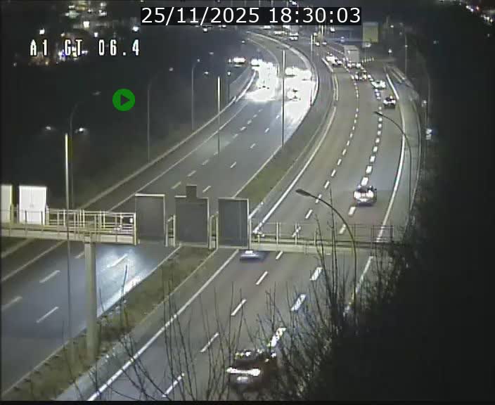 <h2>Traffic live webcam Luxembourg Hamm - A1 direction Sandweiler - BK 6.4</h2>