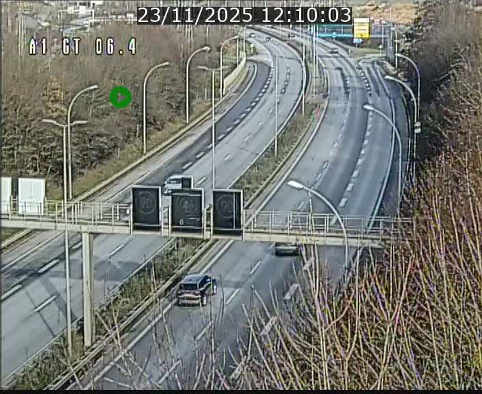 <h2>Traffic live webcam Luxembourg Hamm - A1 direction Sandweiler - BK 6.4</h2>