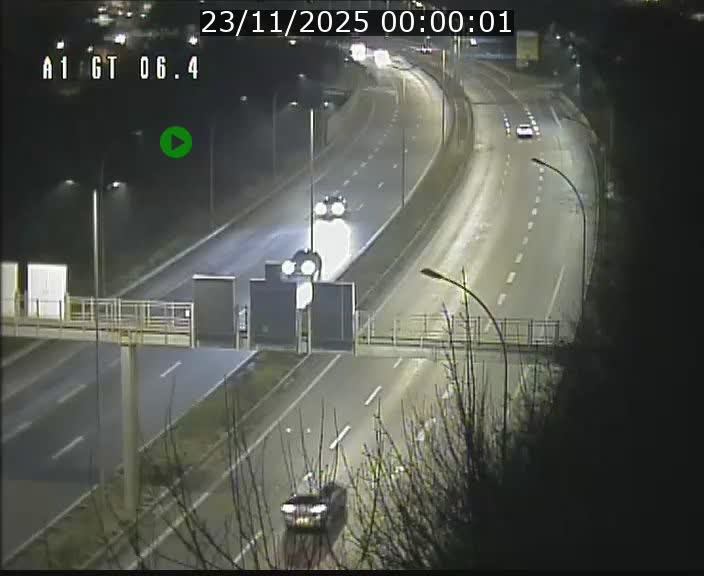 <h2>Traffic live webcam Luxembourg Hamm - A1 direction Sandweiler - BK 6.4</h2>