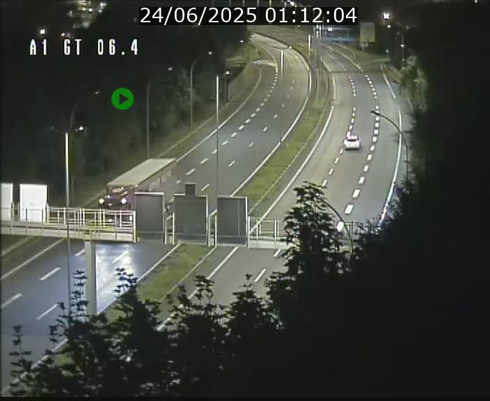 <h2>Traffic live webcam Luxembourg Hamm - A1 direction Sandweiler - BK 6.4</h2>
