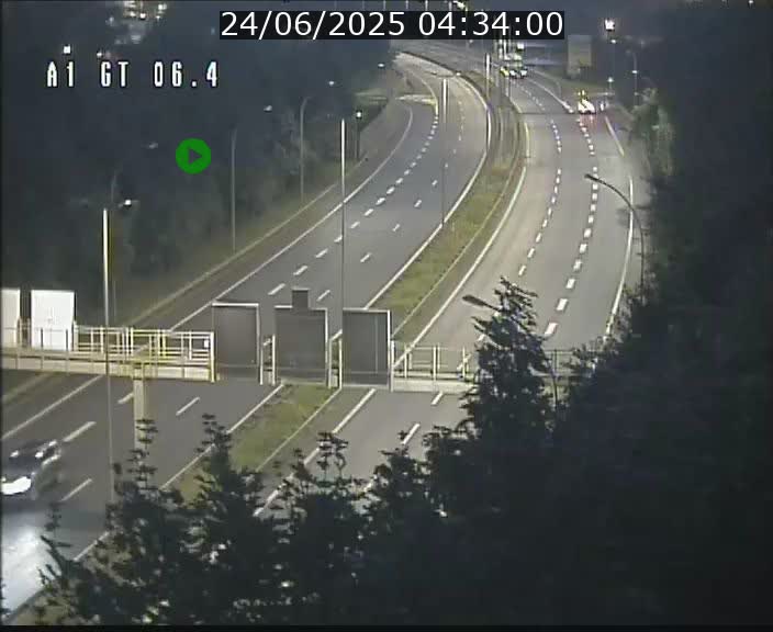 <h2>Traffic live webcam Luxembourg Hamm - A1 direction Sandweiler - BK 6.4</h2>