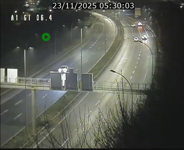 <h2>Traffic live webcam Luxembourg Hamm - A1 direction Sandweiler - BK 6.4</h2>
