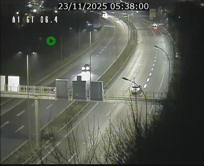 <h2>Traffic live webcam Luxembourg Hamm - A1 direction Sandweiler - BK 6.4</h2>