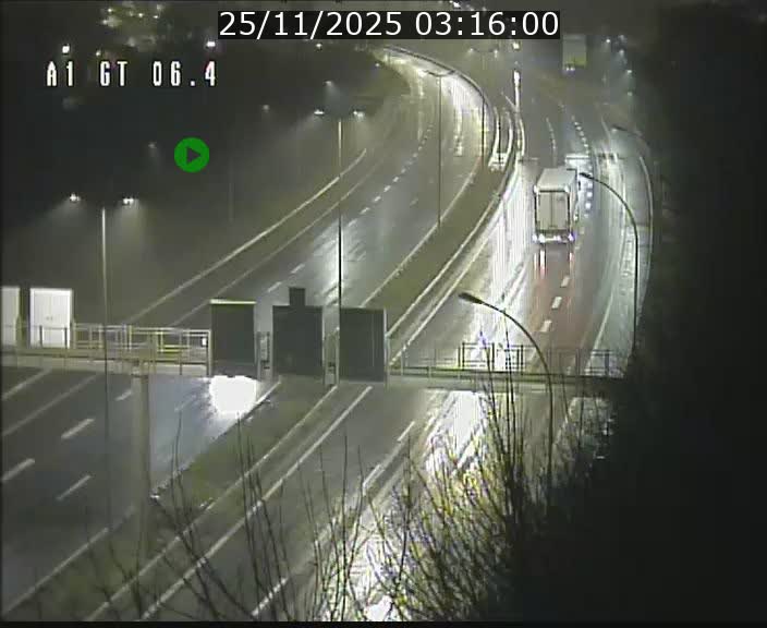 <h2>Traffic live webcam Luxembourg Hamm - A1 direction Sandweiler - BK 6.4</h2>