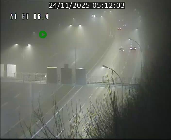 <h2>Traffic live webcam Luxembourg Hamm - A1 direction Sandweiler - BK 6.4</h2>