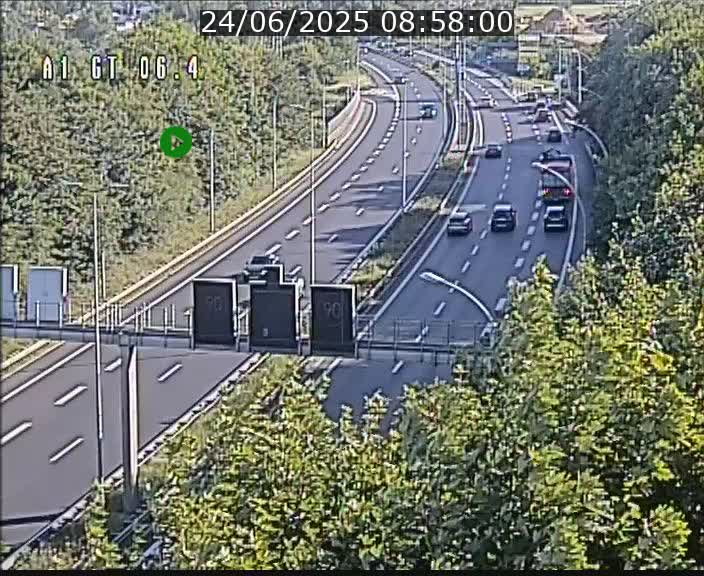 <h2>Traffic live webcam Luxembourg Hamm - A1 direction Sandweiler - BK 6.4</h2>