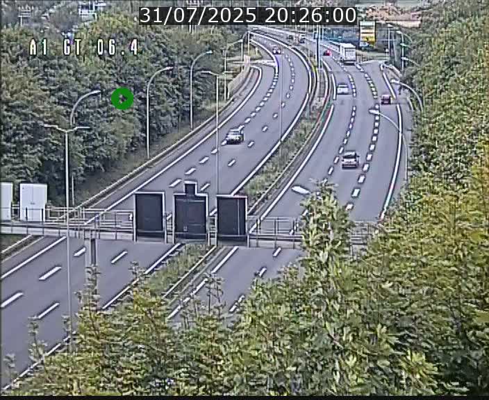 <h2>Traffic live webcam Luxembourg Hamm - A1 direction Sandweiler - BK 6.4</h2>