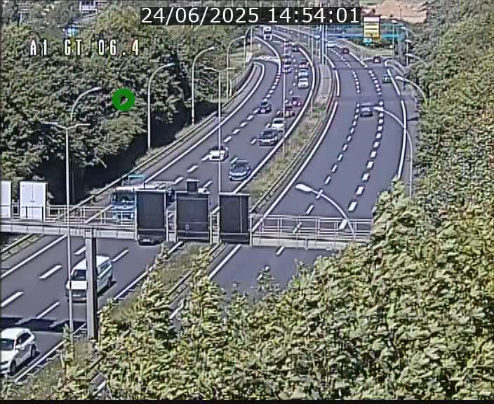 <h2>Traffic live webcam Luxembourg Hamm - A1 direction Sandweiler - BK 6.4</h2>