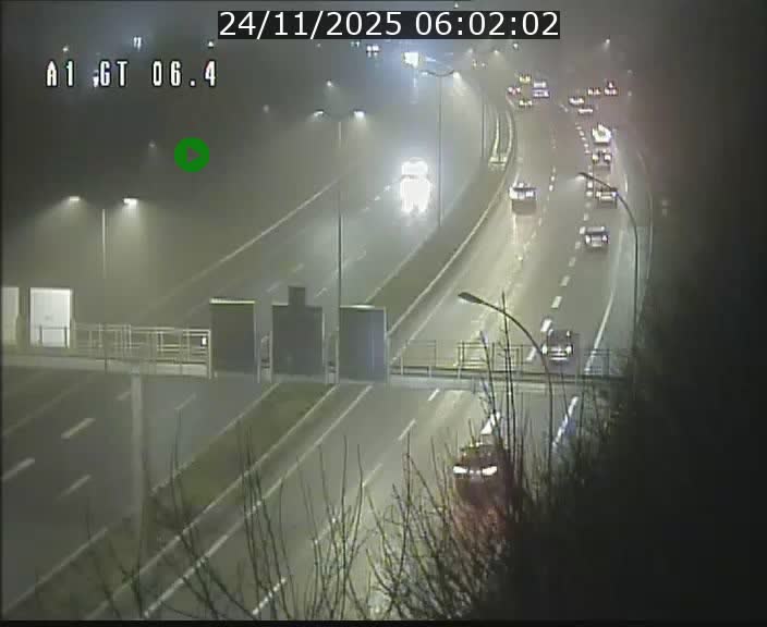 <h2>Traffic live webcam Luxembourg Hamm - A1 direction Sandweiler - BK 6.4</h2>