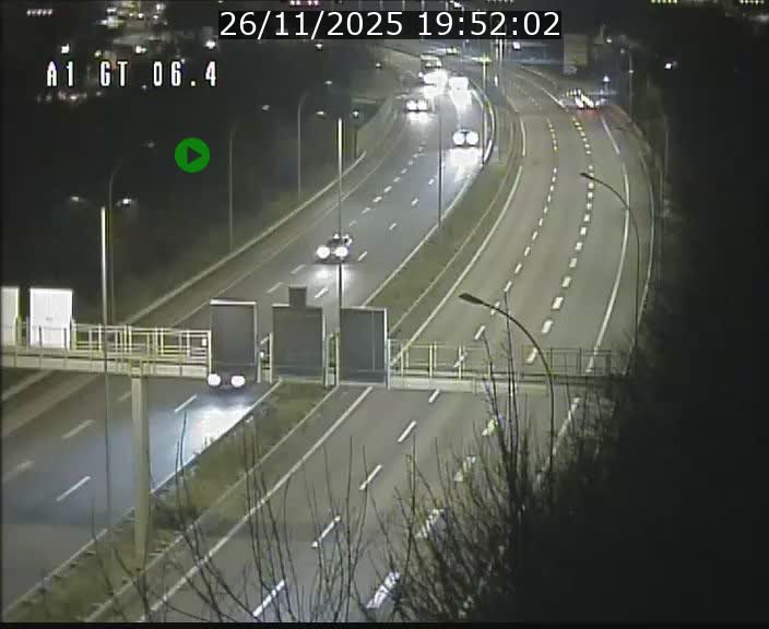 <h2>Traffic live webcam Luxembourg Hamm - A1 direction Sandweiler - BK 6.4</h2>