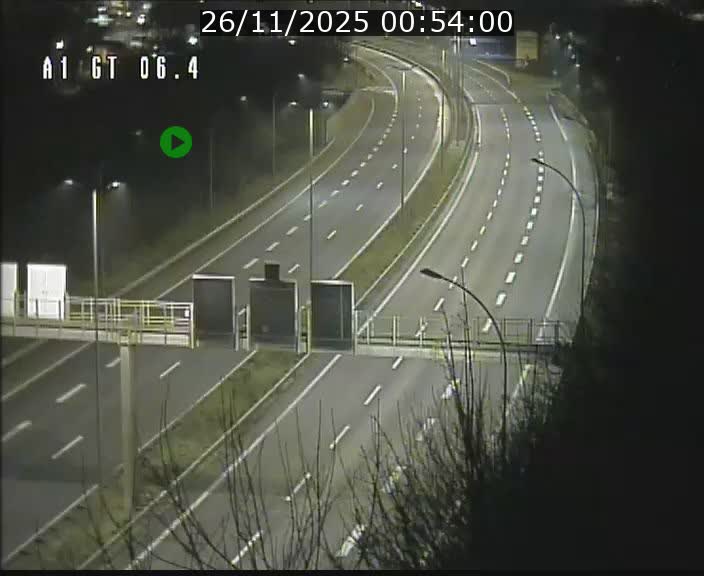 <h2>Traffic live webcam Luxembourg Hamm - A1 direction Sandweiler - BK 6.4</h2>