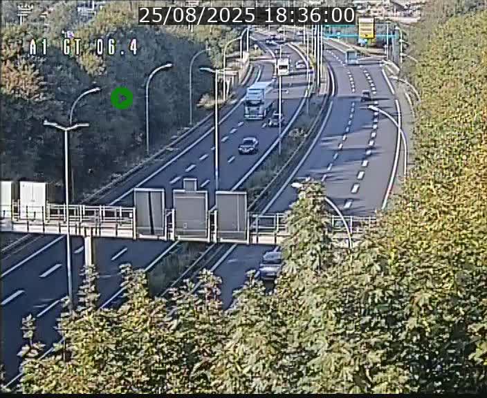 <h2>Traffic live webcam Luxembourg Hamm - A1 direction Sandweiler - BK 6.4</h2>