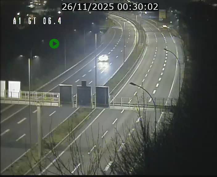 <h2>Traffic live webcam Luxembourg Hamm - A1 direction Sandweiler - BK 6.4</h2>