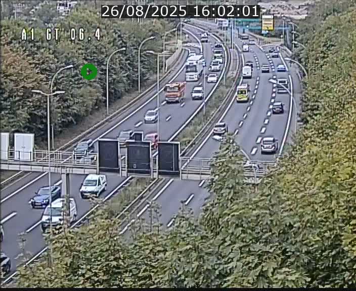 <h2>Traffic live webcam Luxembourg Hamm - A1 direction Sandweiler - BK 6.4</h2>