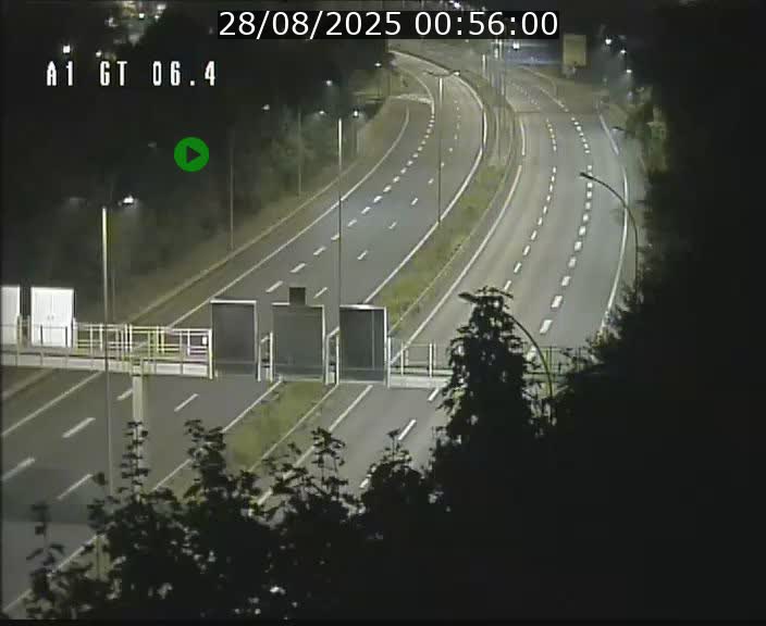 <h2>Traffic live webcam Luxembourg Hamm - A1 direction Sandweiler - BK 6.4</h2>