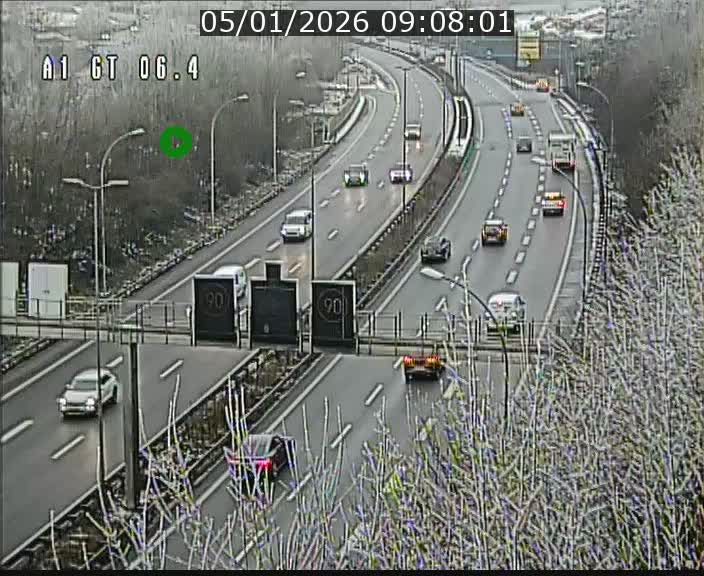 <h2>Traffic live webcam Luxembourg Hamm - A1 direction Sandweiler - BK 6.4</h2>