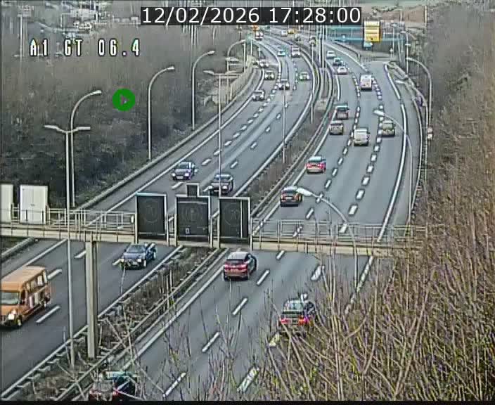 <h2>Traffic live webcam Luxembourg Hamm - A1 direction Sandweiler - BK 6.4</h2>