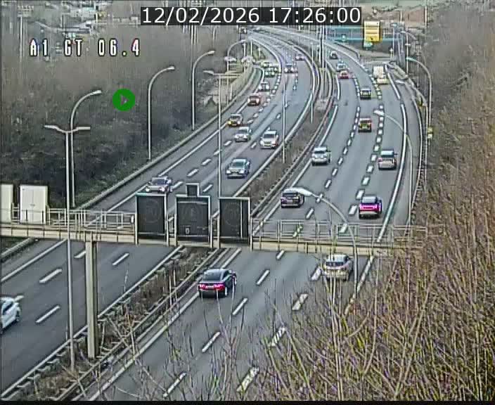 <h2>Traffic live webcam Luxembourg Hamm - A1 direction Sandweiler - BK 6.4</h2>
