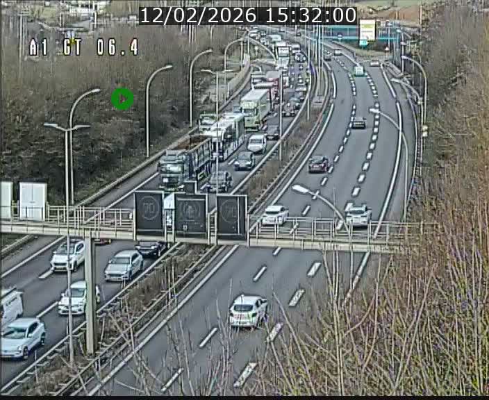 <h2>Traffic live webcam Luxembourg Hamm - A1 direction Sandweiler - BK 6.4</h2>
