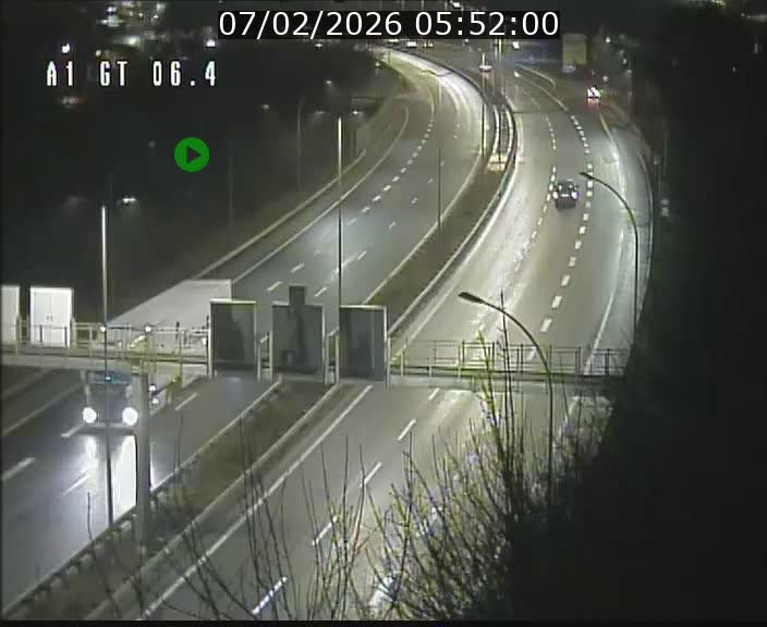 <h2>Traffic live webcam Luxembourg Hamm - A1 direction Sandweiler - BK 6.4</h2>