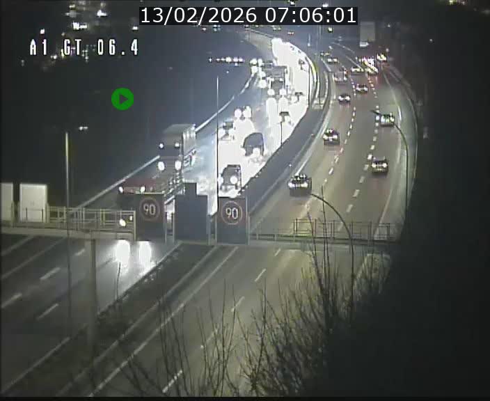 <h2>Traffic live webcam Luxembourg Hamm - A1 direction Sandweiler - BK 6.4</h2>