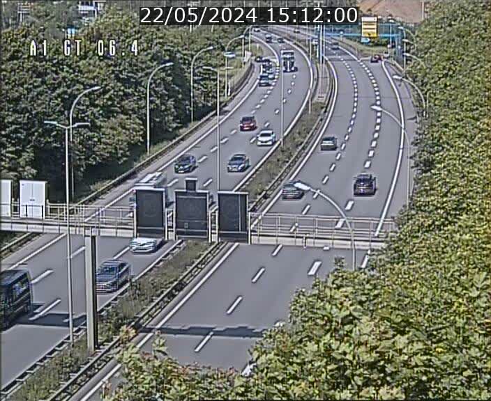 <h2>Traffic live webcam Luxembourg Hamm - A1 direction Sandweiler - BK 6.4</h2>