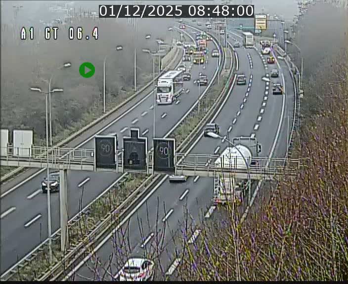 <h2>Traffic live webcam Luxembourg Hamm - A1 direction Sandweiler - BK 6.4</h2>