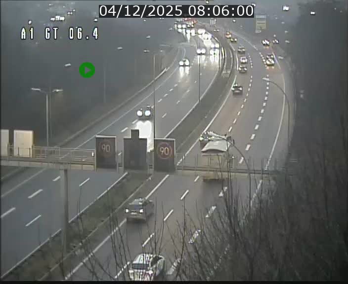 <h2>Traffic live webcam Luxembourg Hamm - A1 direction Sandweiler - BK 6.4</h2>