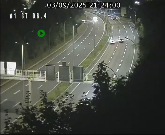 <h2>Traffic live webcam Luxembourg Hamm - A1 direction Sandweiler - BK 6.4</h2>