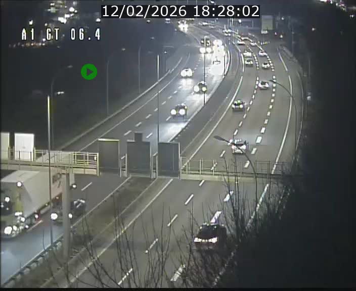 <h2>Traffic live webcam Luxembourg Hamm - A1 direction Sandweiler - BK 6.4</h2>