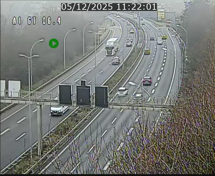 <h2>Traffic live webcam Luxembourg Hamm - A1 direction Sandweiler - BK 6.4</h2>