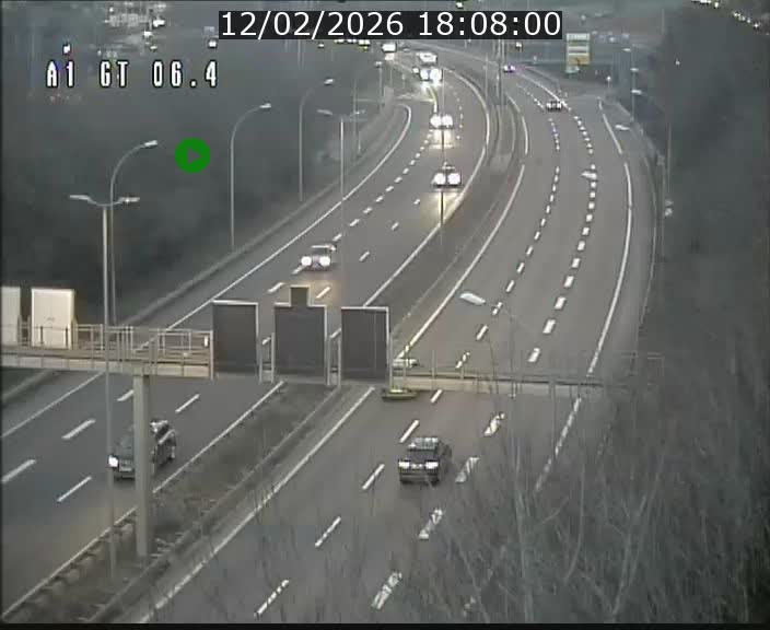 <h2>Traffic live webcam Luxembourg Hamm - A1 direction Sandweiler - BK 6.4</h2>