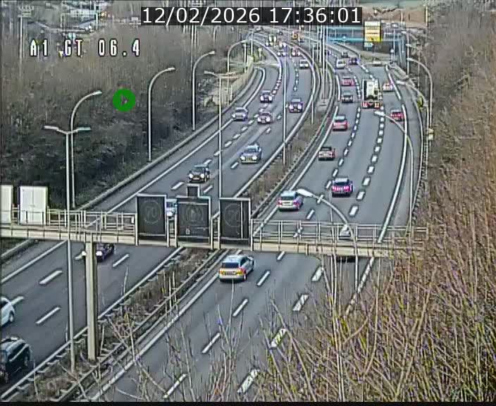 <h2>Traffic live webcam Luxembourg Hamm - A1 direction Sandweiler - BK 6.4</h2>
